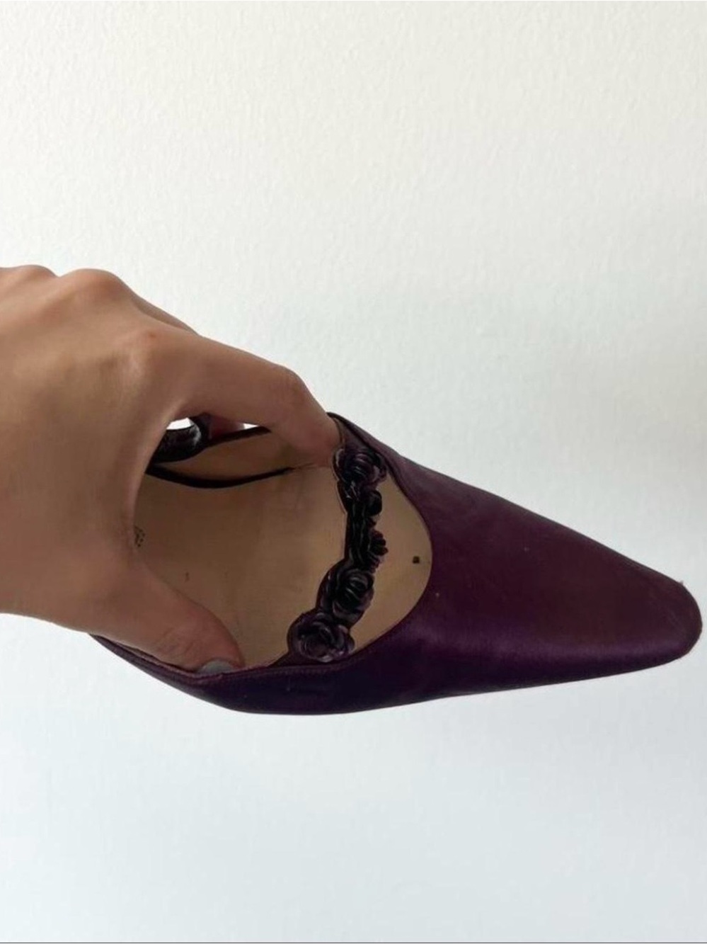 Vintage Manolo Blahnik Purple Satin Slingback Pumps - Picture 3 of 4